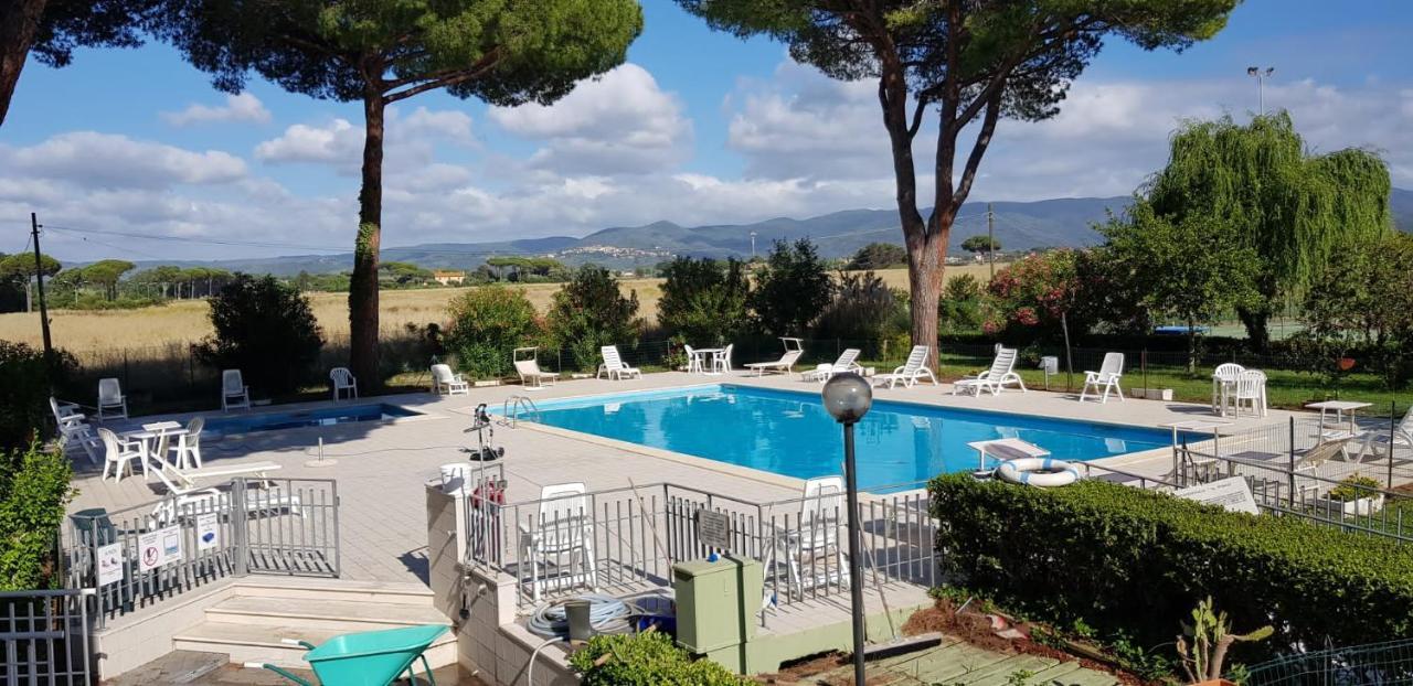 Il Pino Monolocale In Residence Con Piscina Marina di Castagneto Carducci Esterno foto